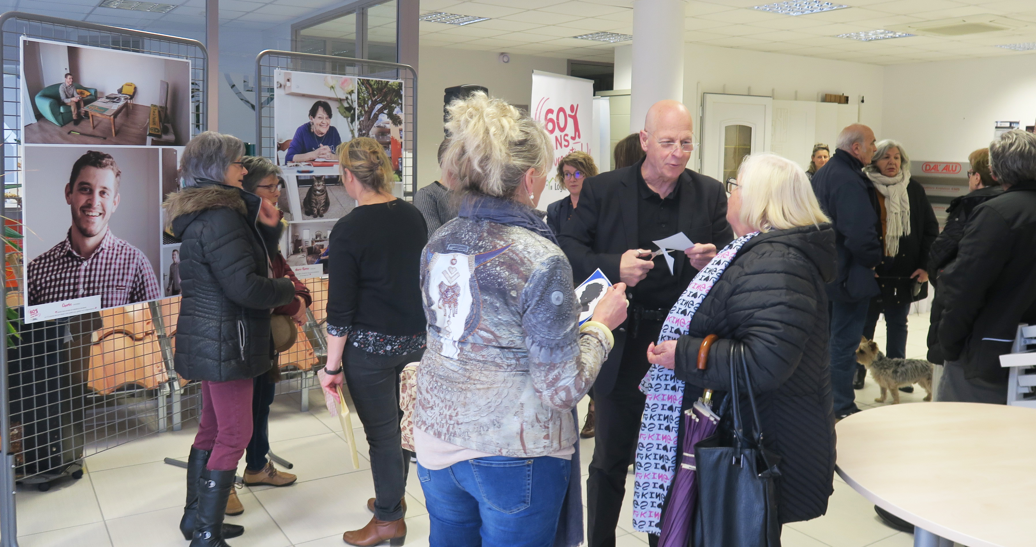 Vendée Logement présente l’exposition « Habitants » aux locataires du secteur challandais